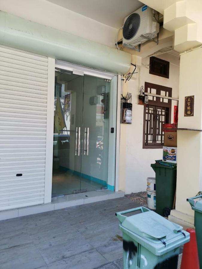 Color Mixed Home Hostel George Town Buitenkant foto