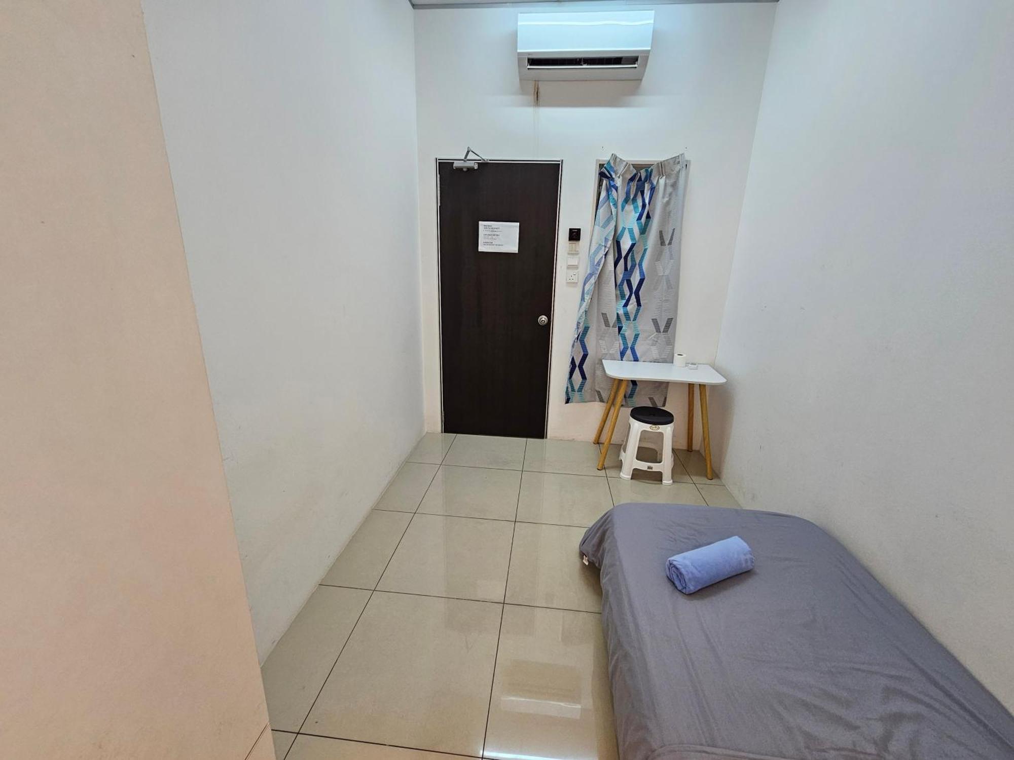 Color Mixed Home Hostel George Town Buitenkant foto